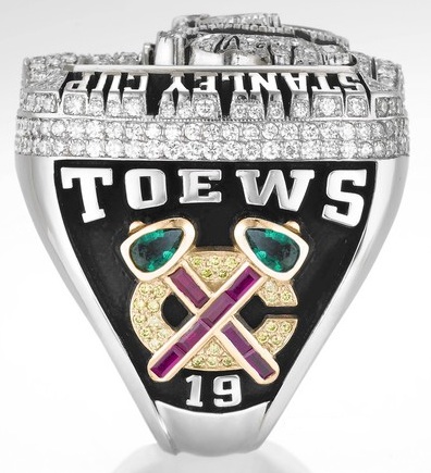 Chicago Stanley Cup Ring - Left Chicago Stanley Cup Ring - Left